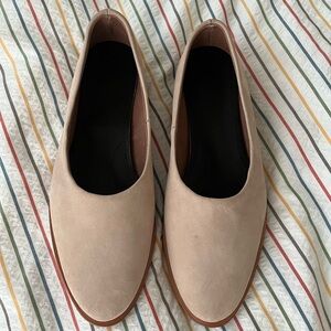 NEW Osborn Studio Clarity Flats, Size 37